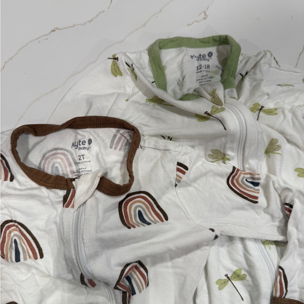 Kyte BABY White Onesies with Rainbow and Dragonfly Patterns